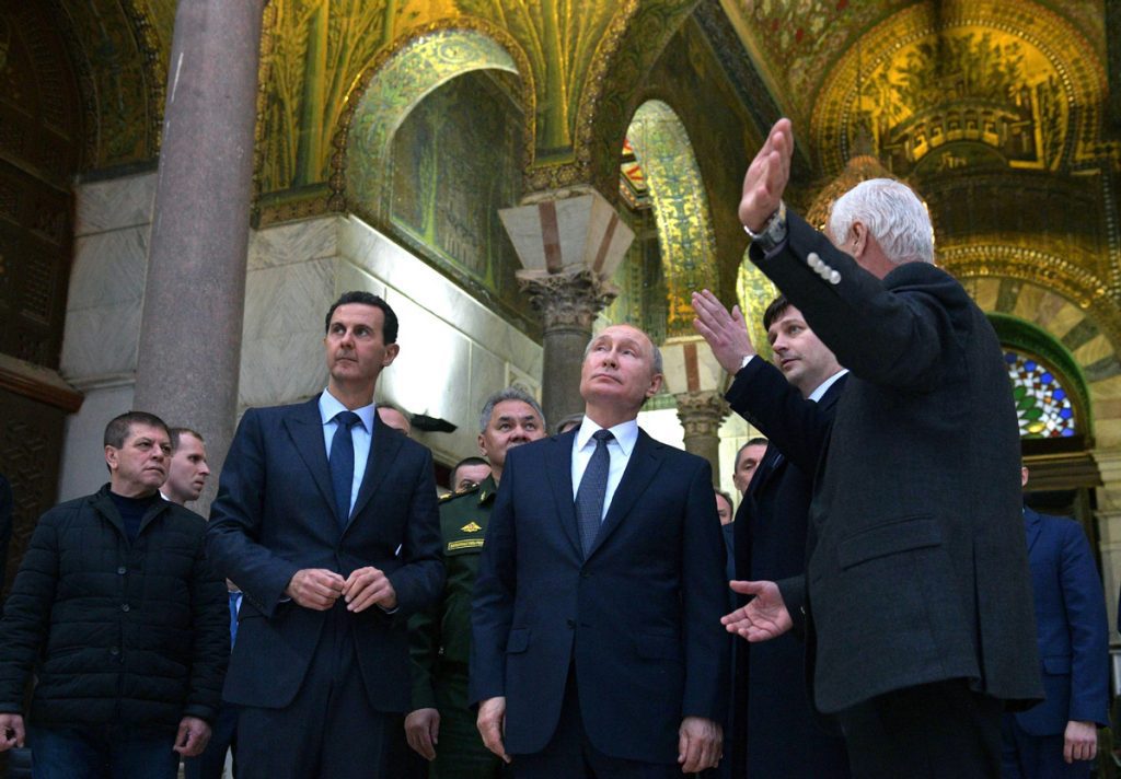 Emevi Camiine Erdoğan gidemedi, Putin gitti