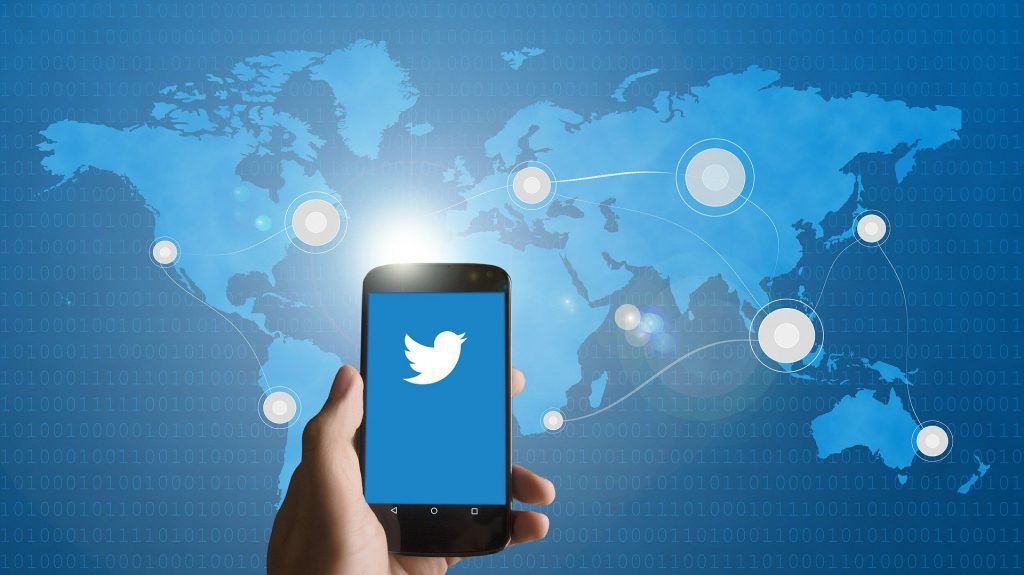 Twitter “7430 Aktroll hesabını kapattı”