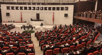 Muhalefet değişmeden iktidar değişir mi?