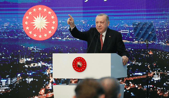 Turkey declares new normalization rules, restaurants open