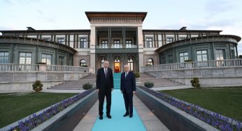 Erdoğan iktidarı teslim etmeyiz derken çatlaklar büyüyor