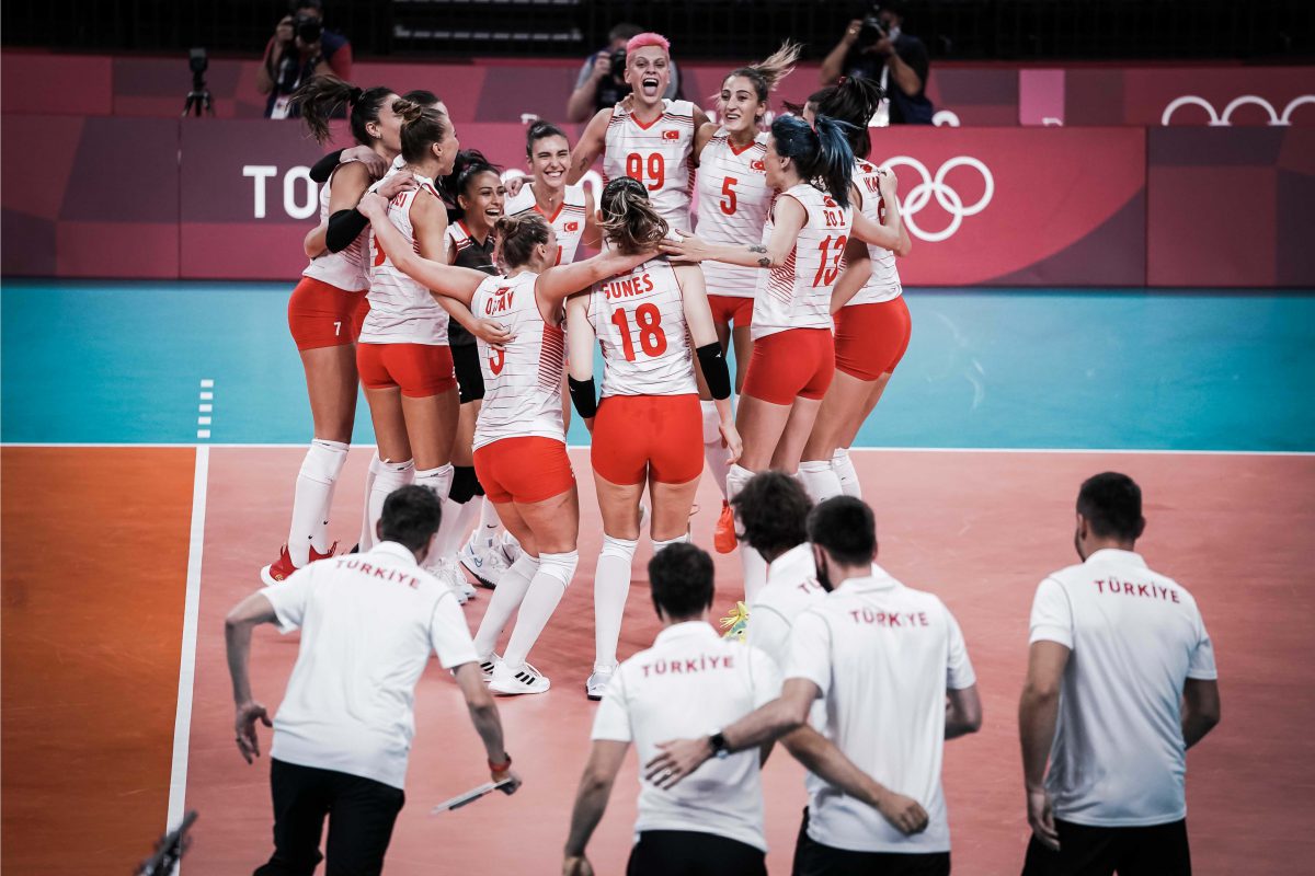 Turkish women's volleyball team sweeps defending champion China ...