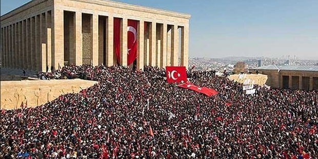 Atatürk’ün yeniden doğuşu ve laikliğin yeniden keşfi
