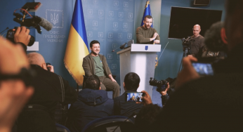 Zelensky ve hâkî iletişim, savaşı baştan yarattı
