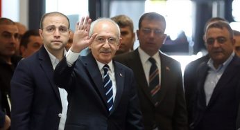 CHP lideri ABD yolunda: Ben barış istiyorum, Erdoğan kavga