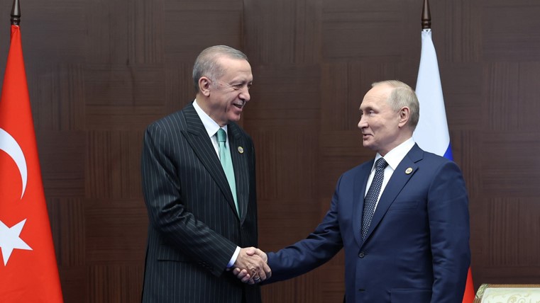 Erdoğan demands a ceasefire from Putin signals meeting Assad
