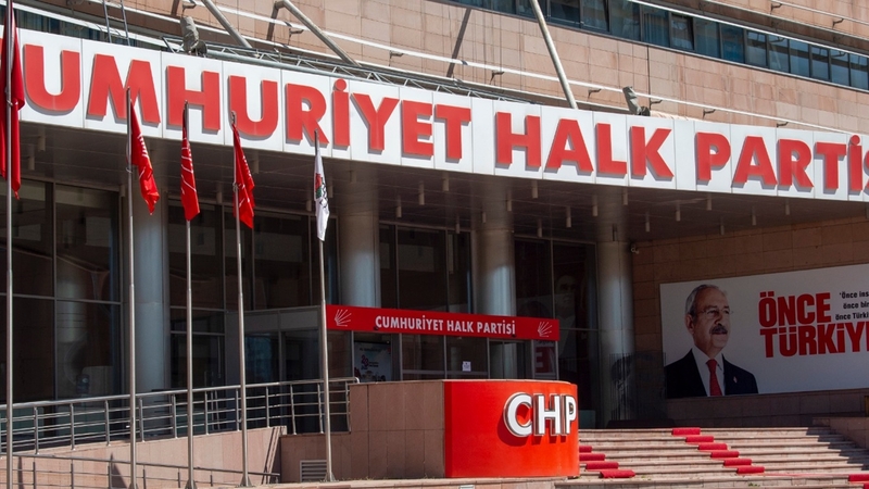 Tartışmalı MYK toplantısında CHP Kurultay takvimi belirlendi
