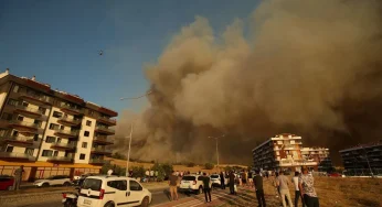 Çanakkale’deki yangında tahliye edilen köy sayısı 9’a yükseldi
