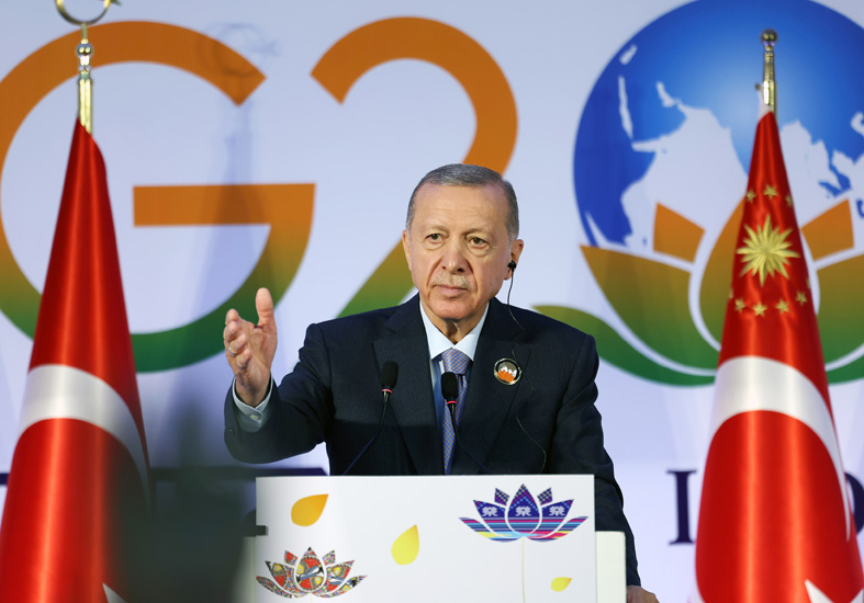 Erdoğan: “Biden ile ayaküstü görüştük”