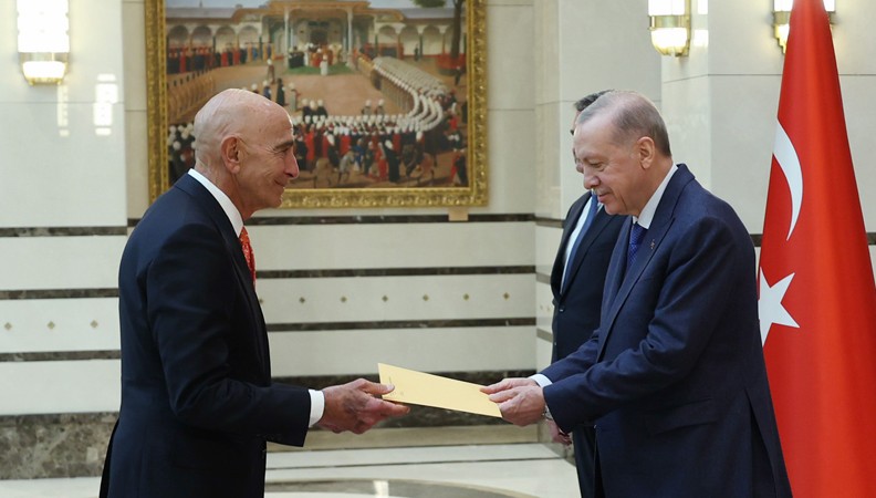 US Ambassador Barrack: Syria will not be divided, no new Sykes-Picot