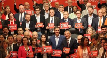İspanyol Başbakanının elinde “İmamoğlu’na özgürlük” pankartı