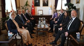 “Bugün CHP’yi düşman eden, yarın DEM Parti’yi düşman edebilir”