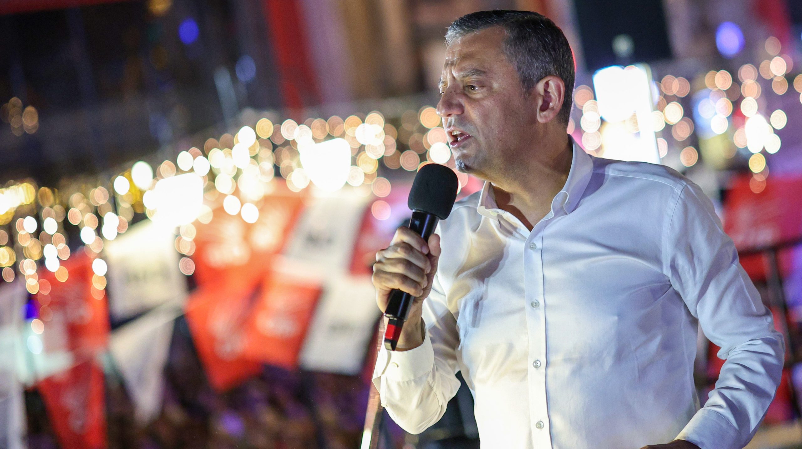 özgür