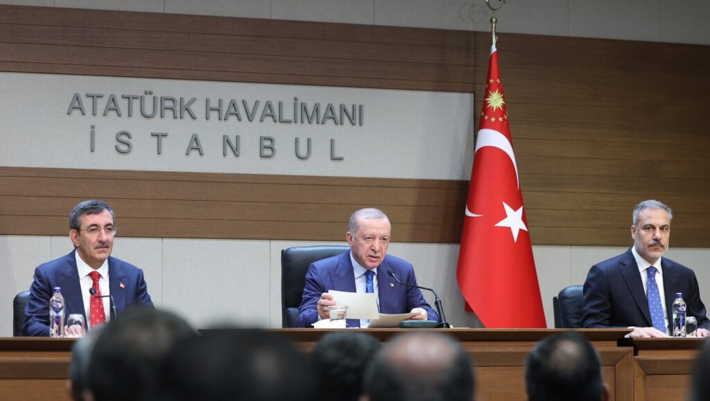 Erdoğan: ABD’yle alışveriş olacaksa, oğluyla değil Trump’la yaparız