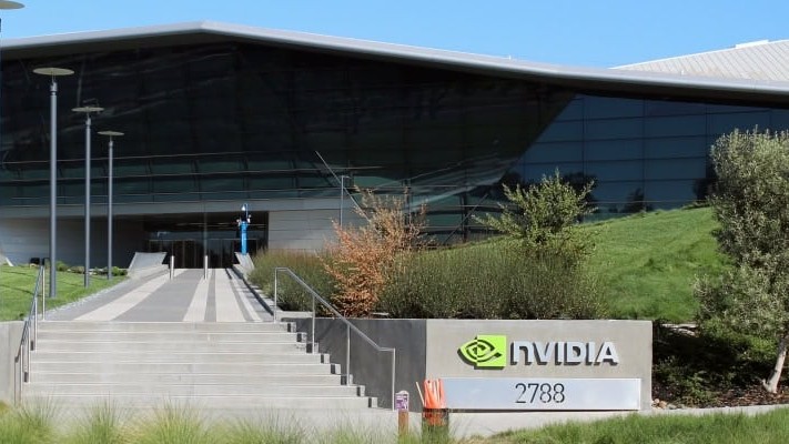 Bir Amerikan Devi, On Türk Devine Bedel mi?