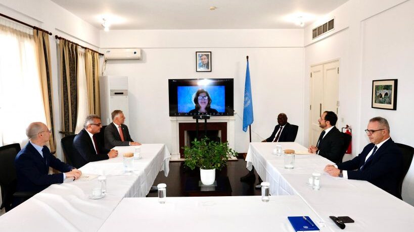 Kıbrıs’ta Sekiz Yıl Sonra İlk Doğrudan Müzakere ve Sorular