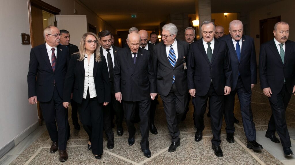 Bahçeli’ye sordum: Apo’ya Umut Hakkına Hükümet Ne Diyecek?