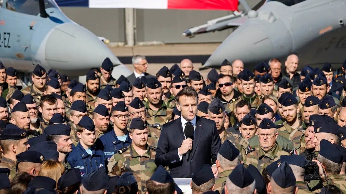 macron, rafale.jpg