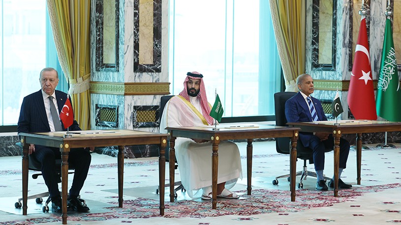 Topics the Government Needs to Clarify Regarding the Mecca Agreement