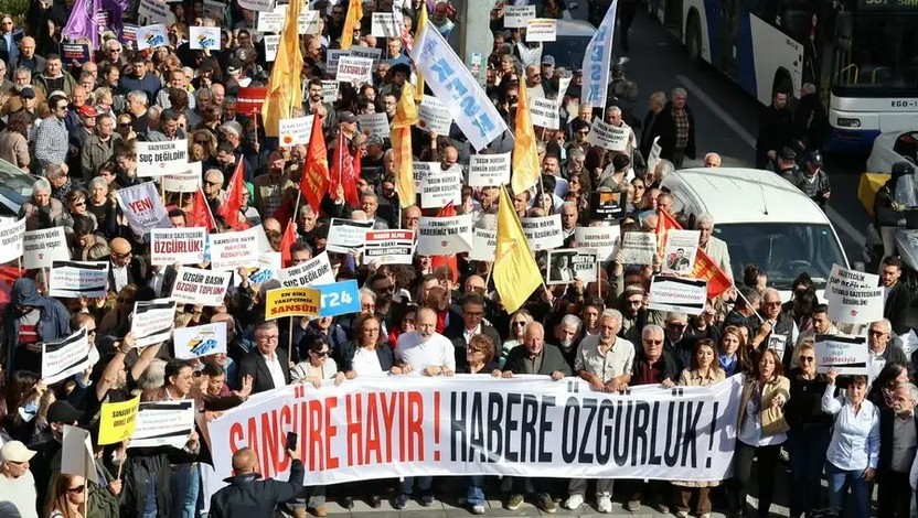 Baskı ve tutuklamalar gazetecileri sokağa döktü: nefes alamıyoruz!